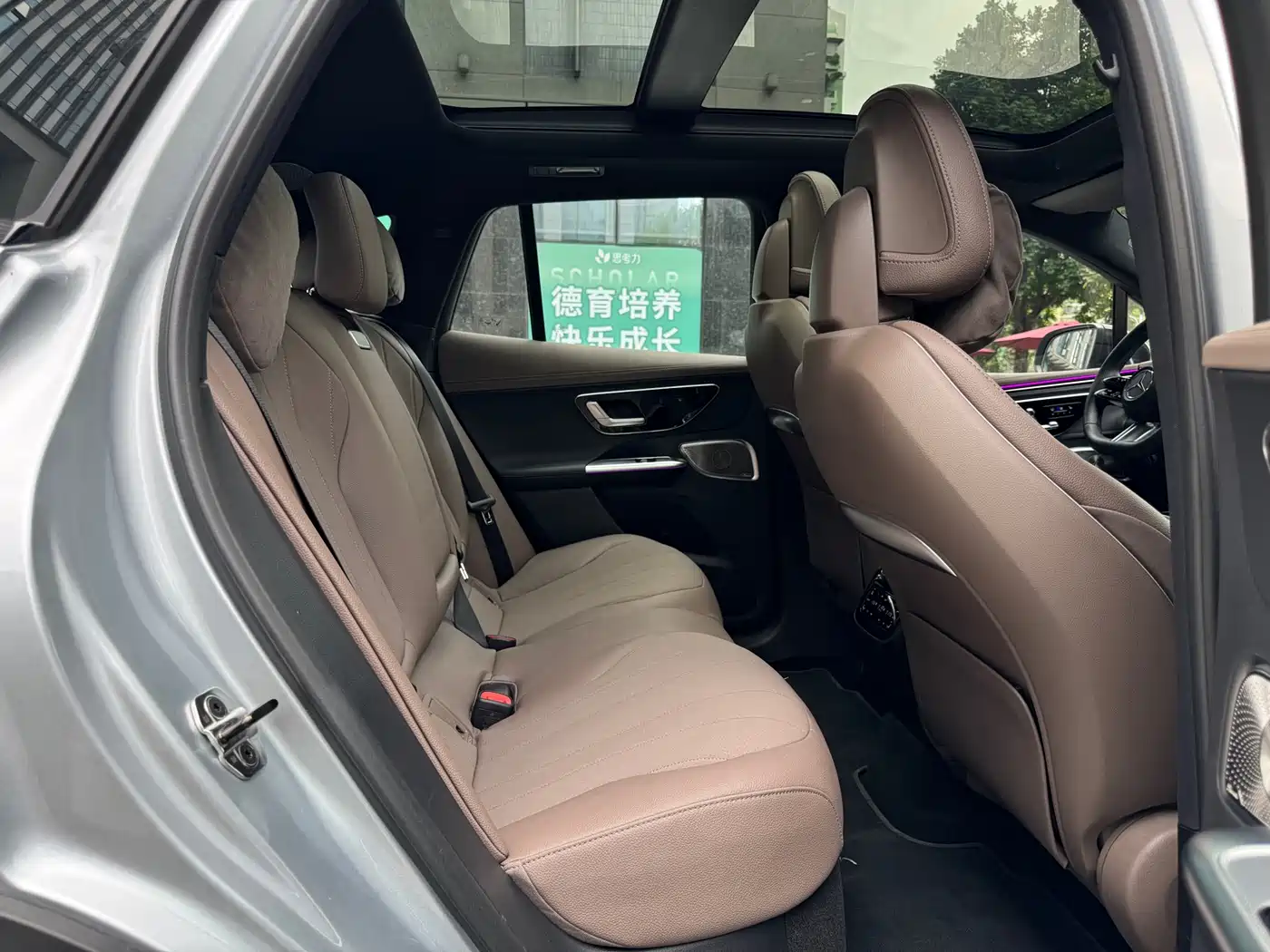 MERCEDES-BENZ EQE SUV