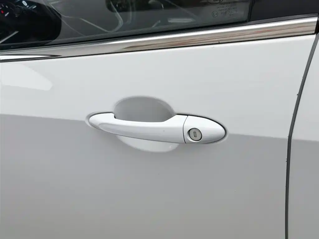 Buick GL6 2019 18T 6-seat Connected Luxury China VI фото 18
