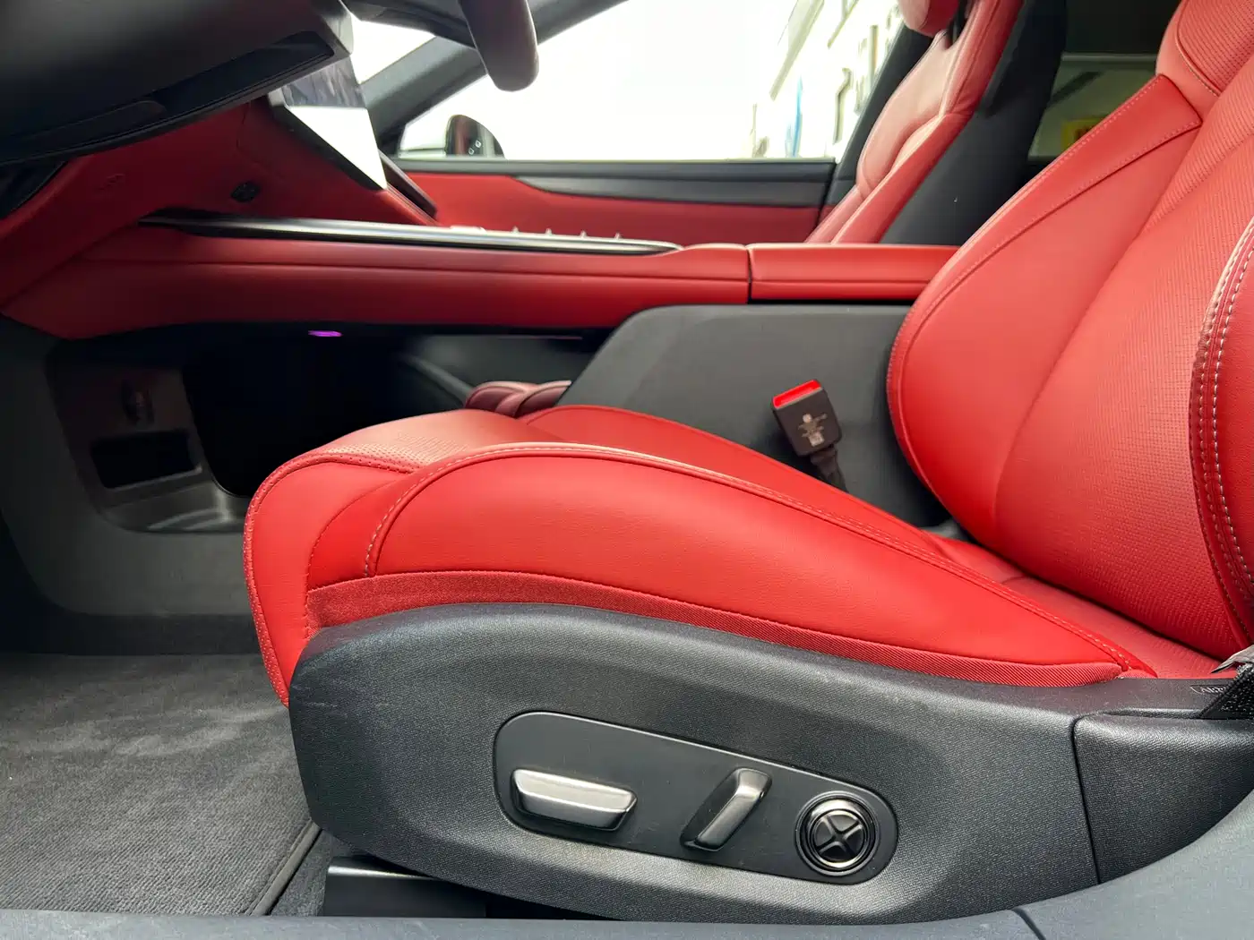 Xiaomi Auto Xiaomi SU7 2024 RWD Ultra Long Range Advanced Smart Driving Pro Edition фото 11