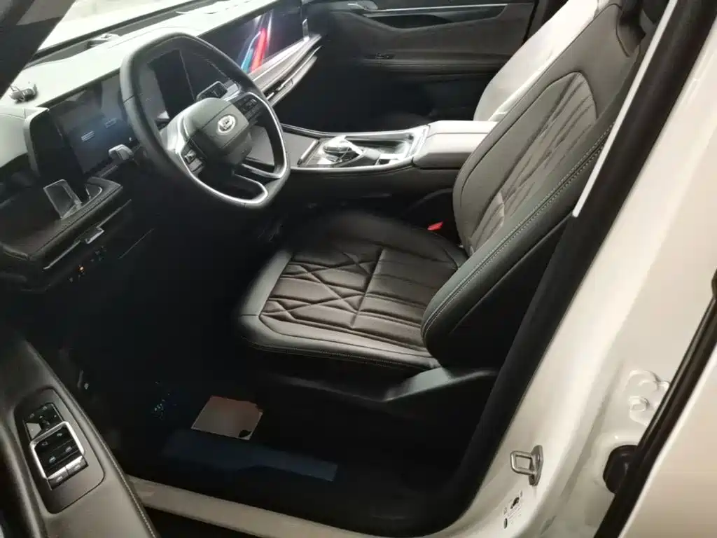 Photo 15 - Ford Edge