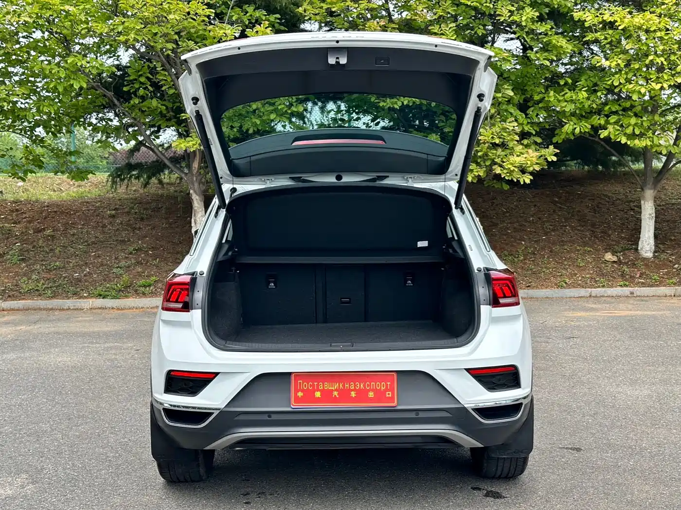 Volkswagen T-ROC 2022 280TSI DSG 2WD Comfort PLUS фото 8