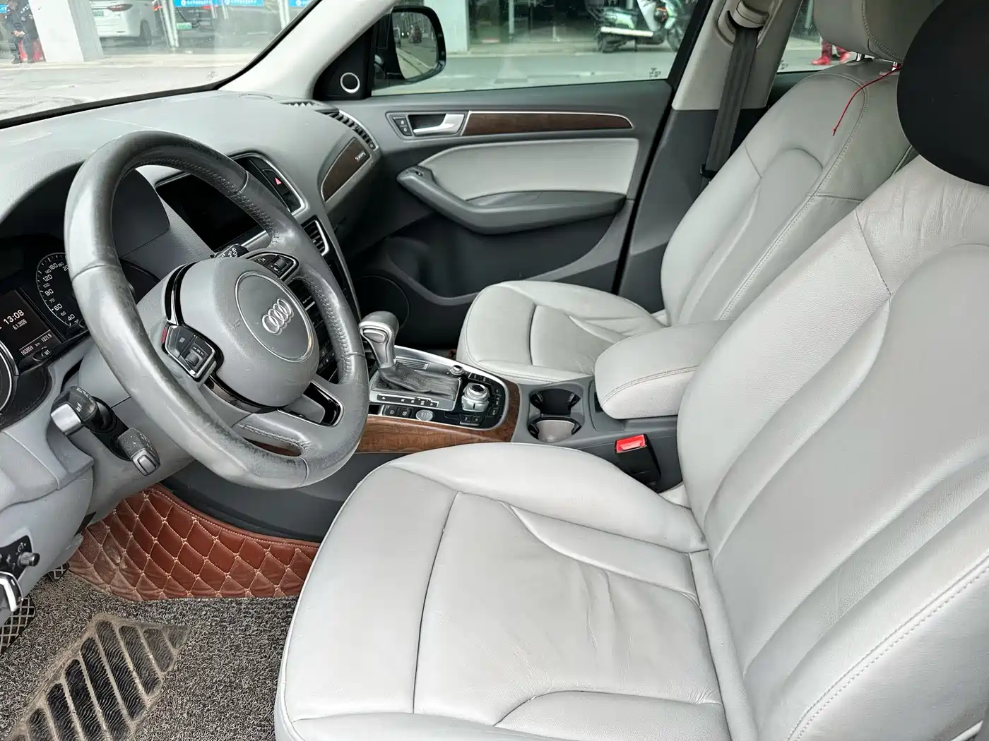 Audi Q5 2015 40 TFSI Technology фото 10