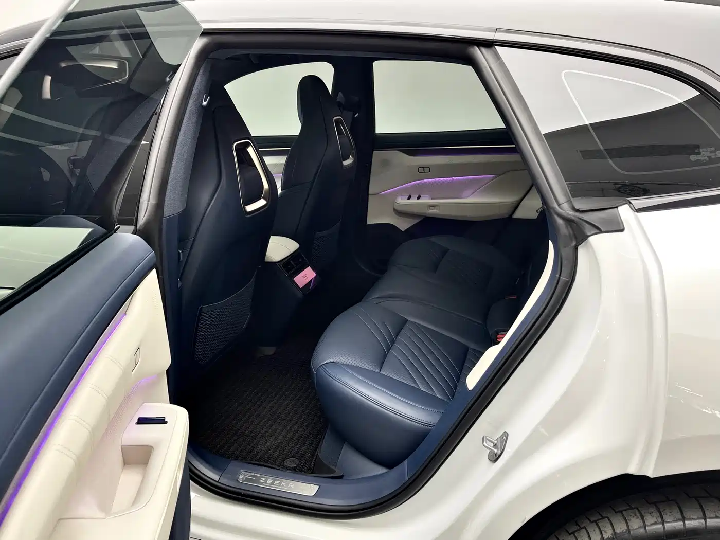 ZEEKR EXTREME KRYPTON 001