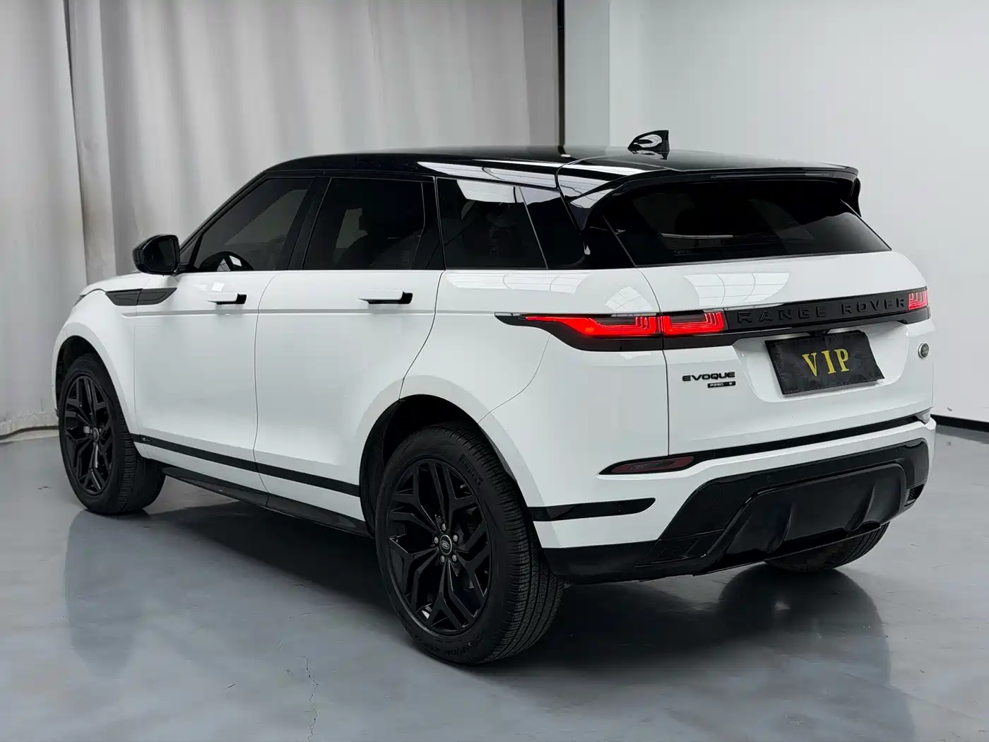 LAND ROVER RANGE ROVER AURORA