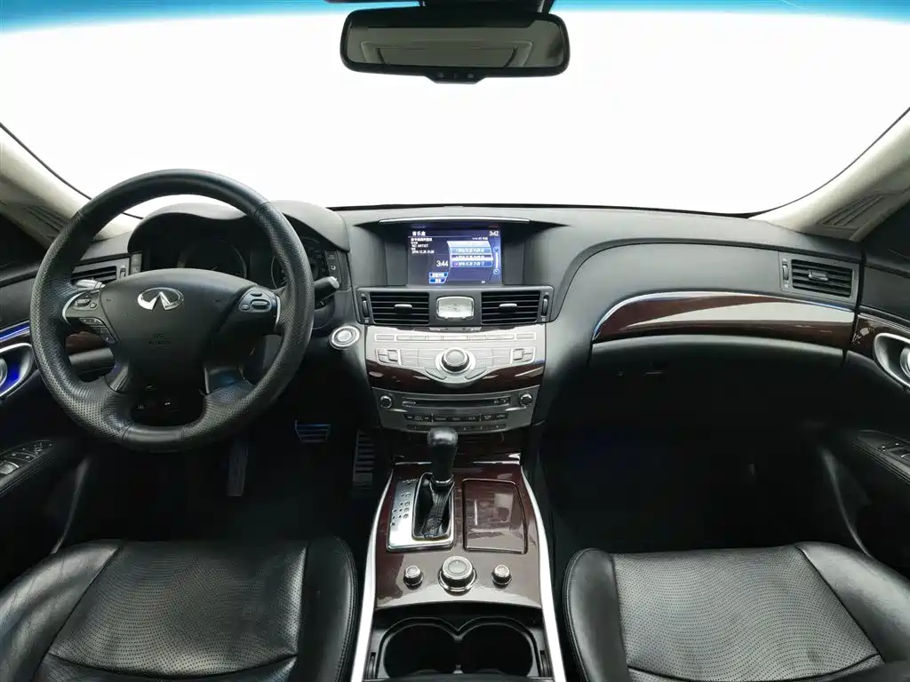 Infiniti Q70 2013 Q70L 2.5L Premium фото 5