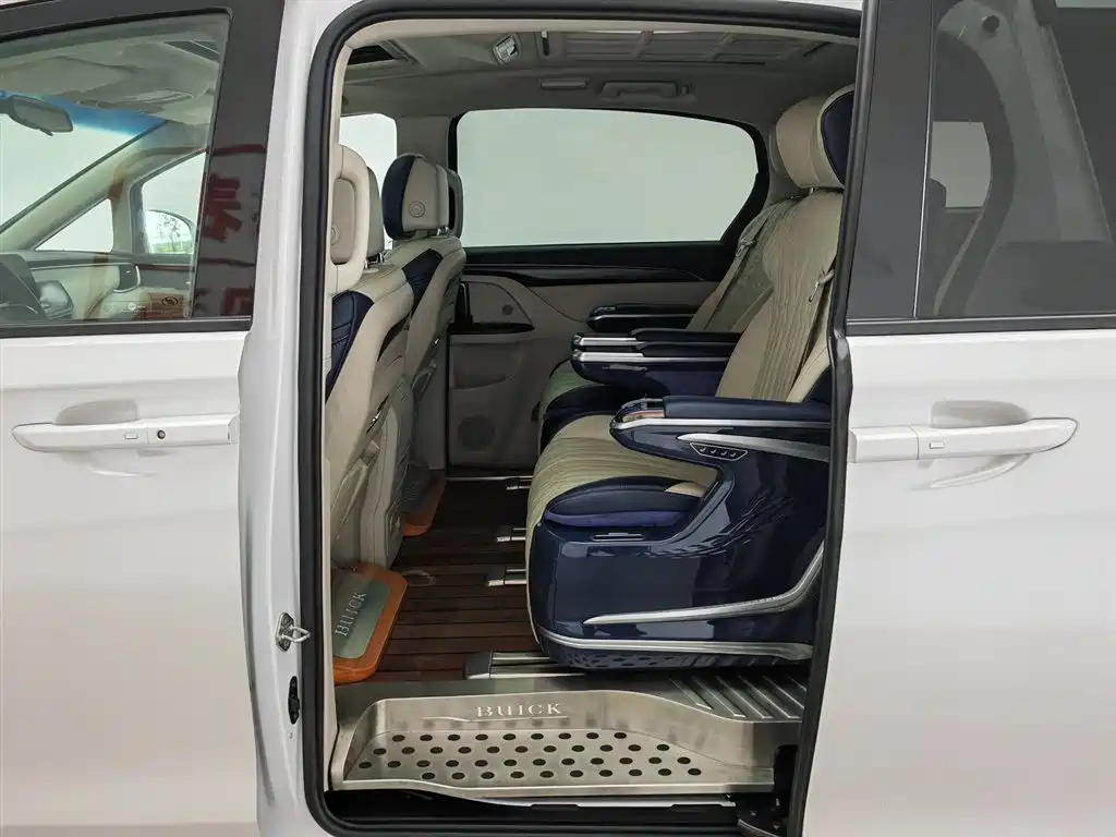 Buick GL8 2020 Model ES Landglory 653T Comfort фото 15