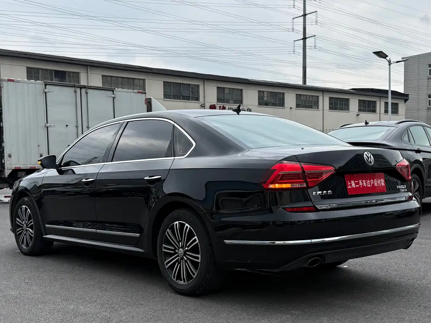 Volkswagen Passat 2017 330TSI DSG Luxury фото 10