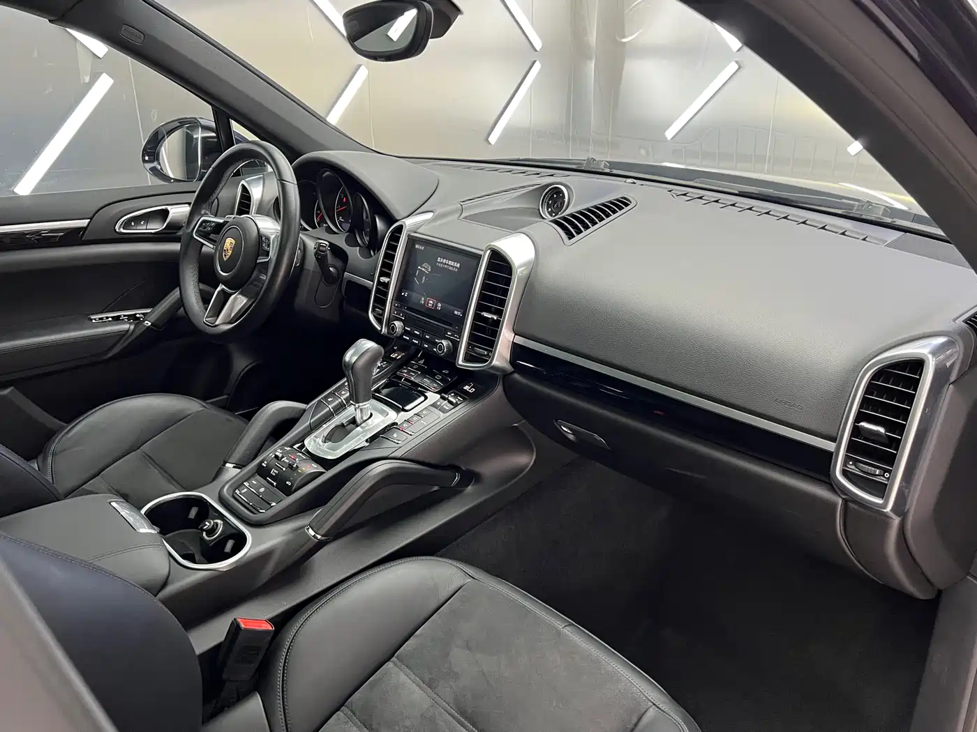 Porsche Cayenne 2018 Cayenne 3.0T фото 27