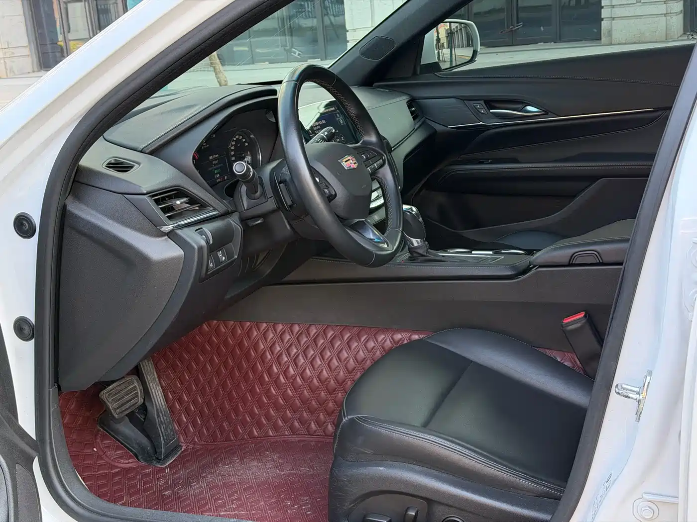 CADILLAC CT4