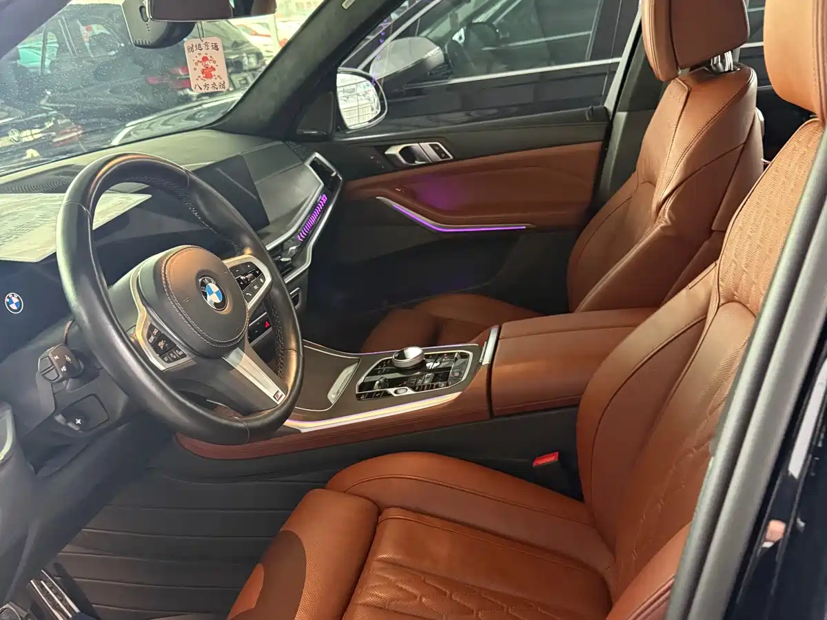 BMW X7 2023 xDrive40i Exclusive M Sport Package фото 6
