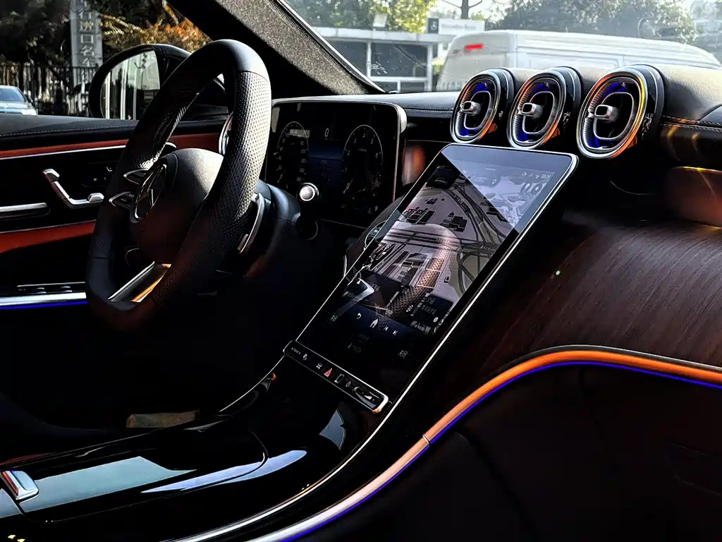 Mercedes-Benz GLC 2024 GLC 300 L 4MATIC Dynamic 5-seater фото 19