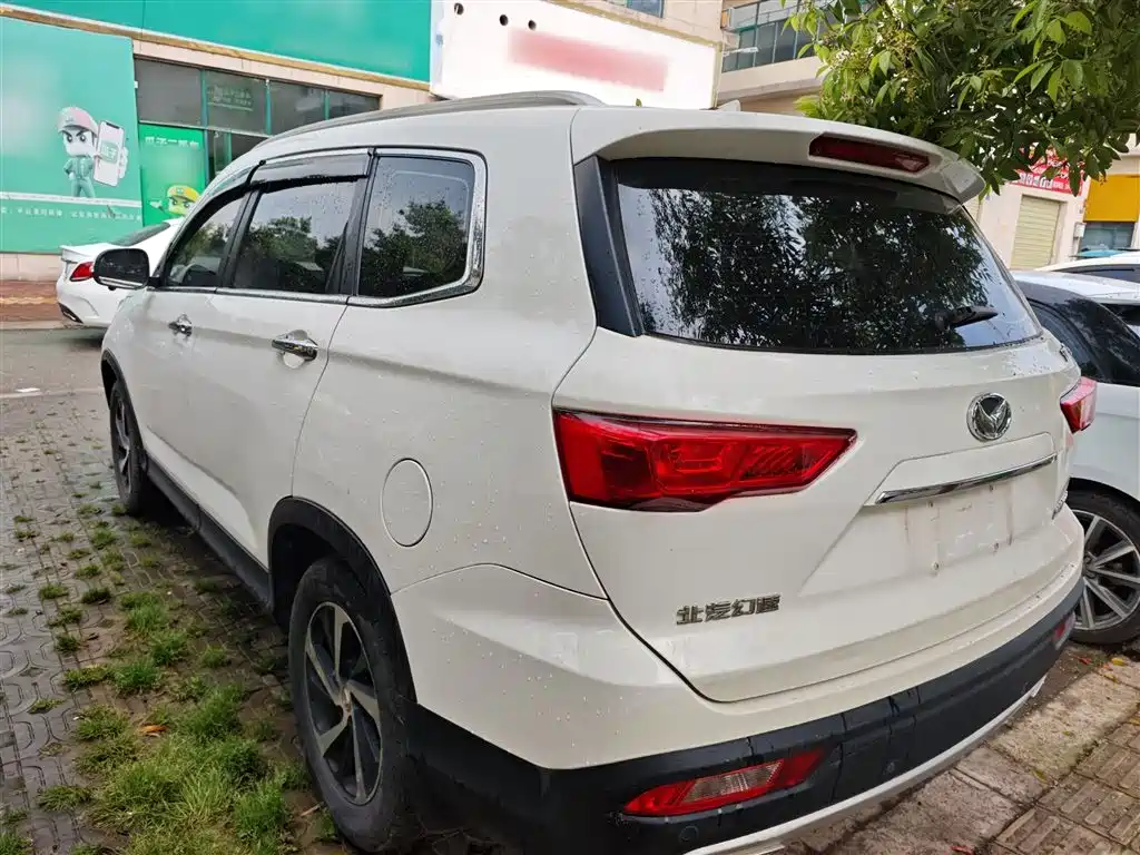 BAIC Huansu S7 2018 2018 1.5T Auto Premium Model