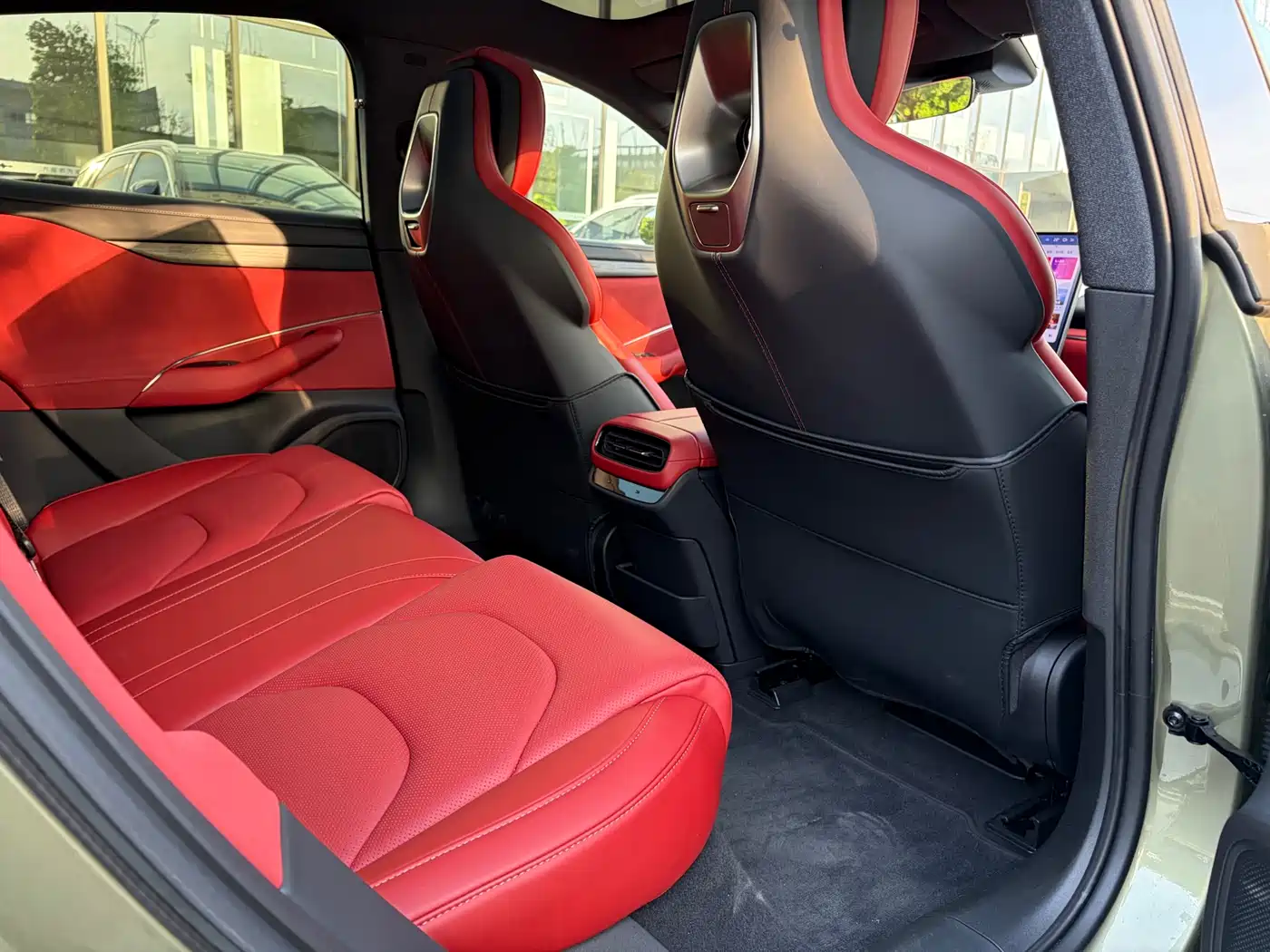 Xiaomi Auto Xiaomi SU7 2024 RWD Standard Founder's Edition фото 10