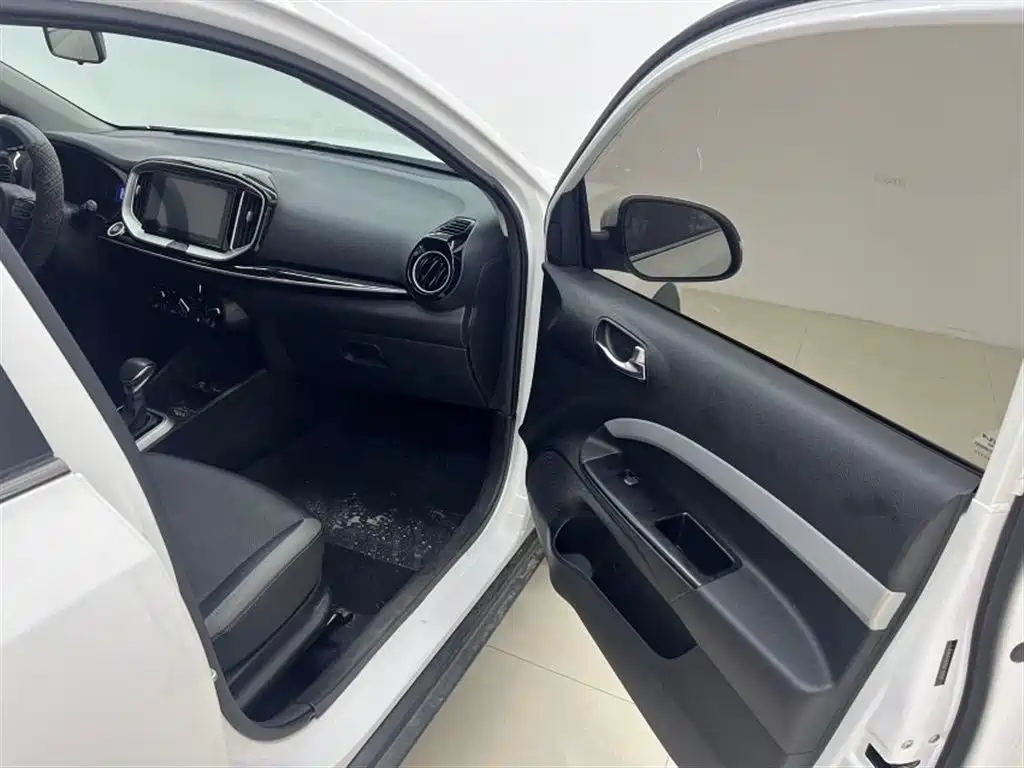 Kia KX1 2021 1.4L CVT Fun Edition фото 7