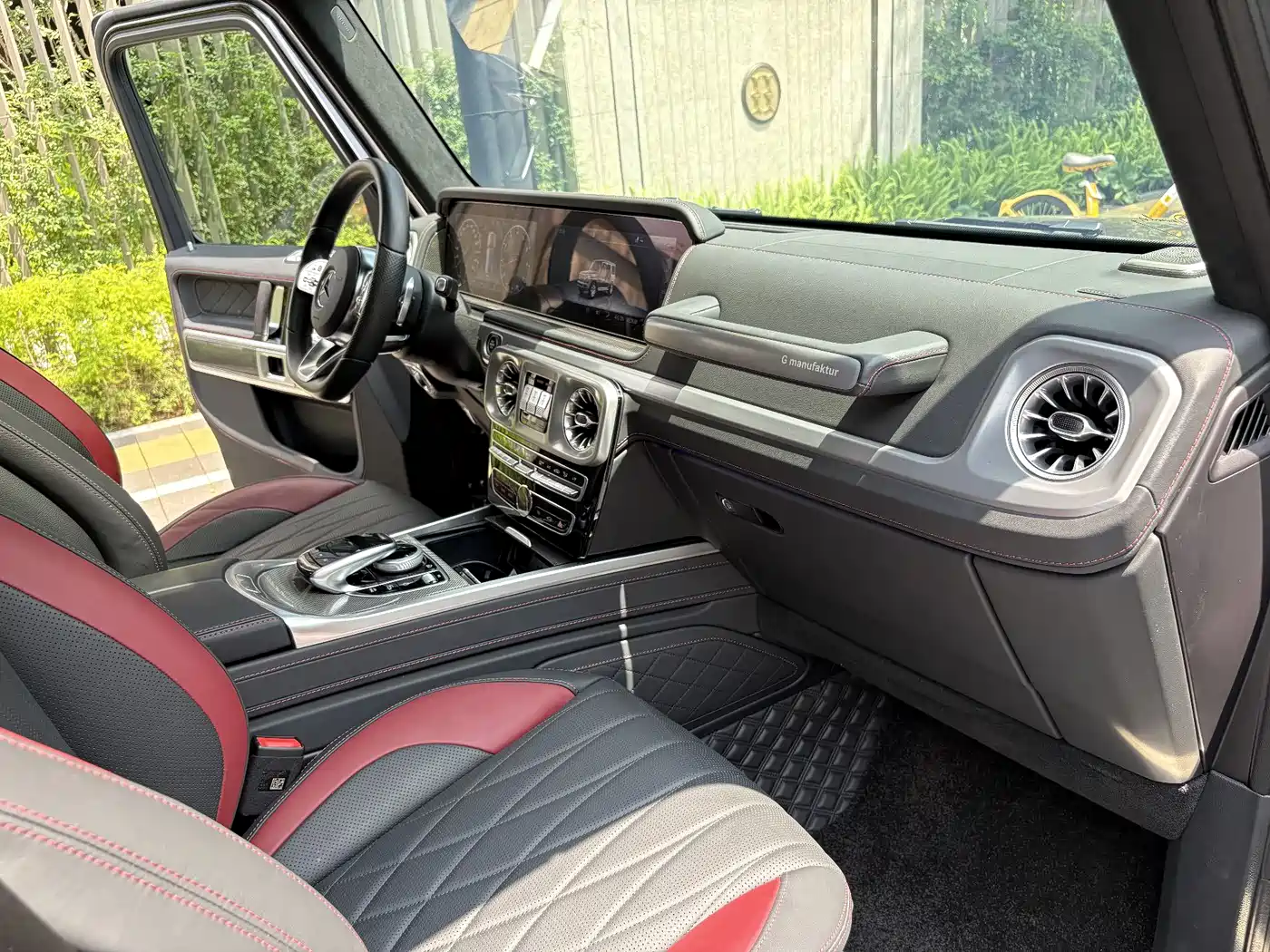 Mercedes-Benz G-Class 2023 G 500 фото 8