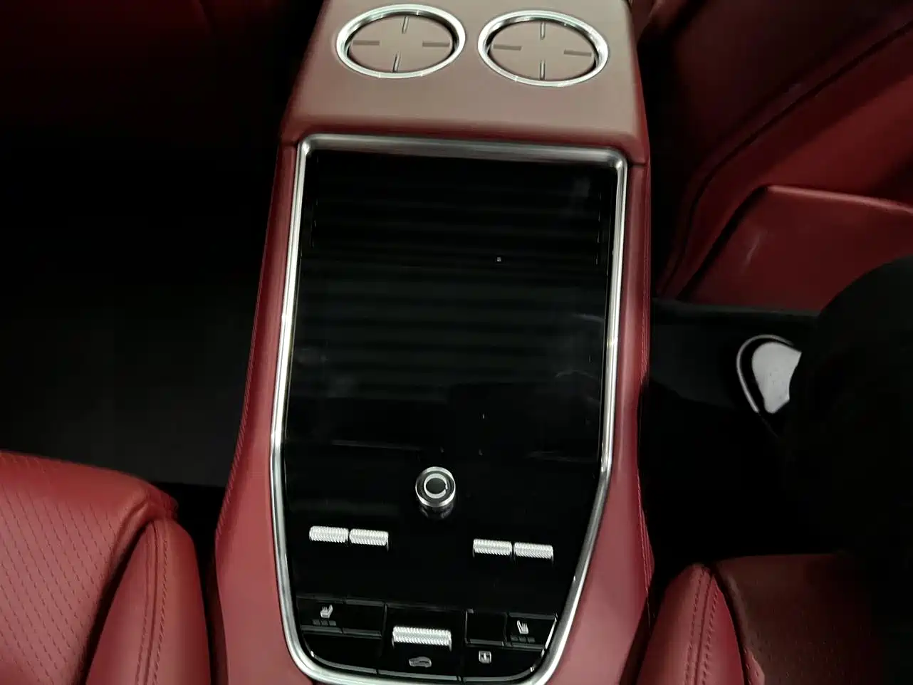 Porsche Panamera 2023 Panamera 4 Executive Long Wheelbase 2.9T фото 15