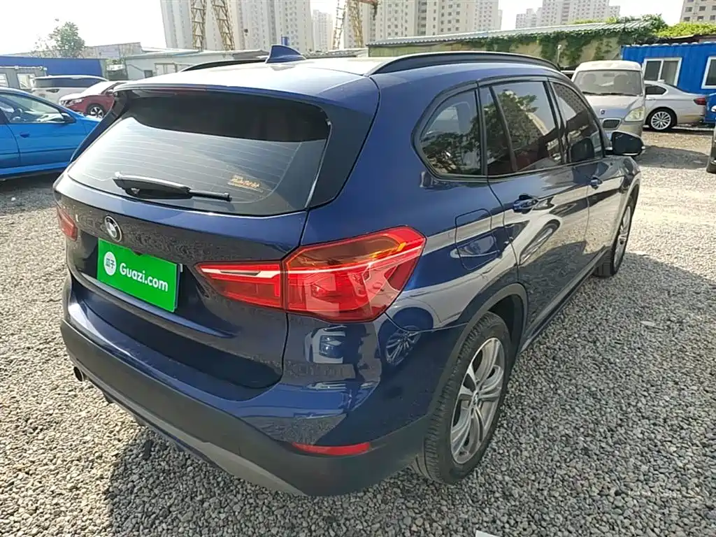 BMW X1 2018 sDrive18Li Premium Model фото 5