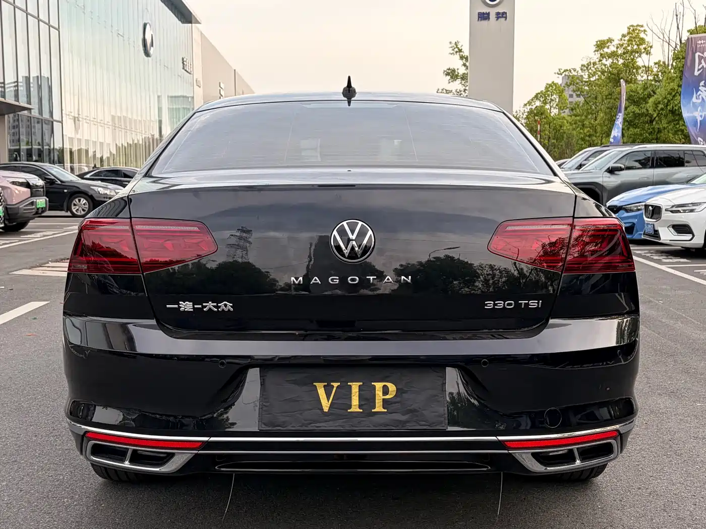 Volkswagen Magotan 2023 2 Million Units Anniversary Edition 330TSI DSG Leading Type фото 14