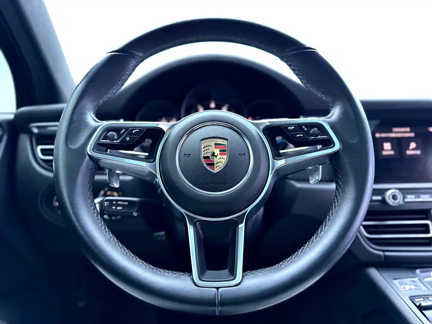 Porsche Macan 2020 Macan 2.0T фото 20