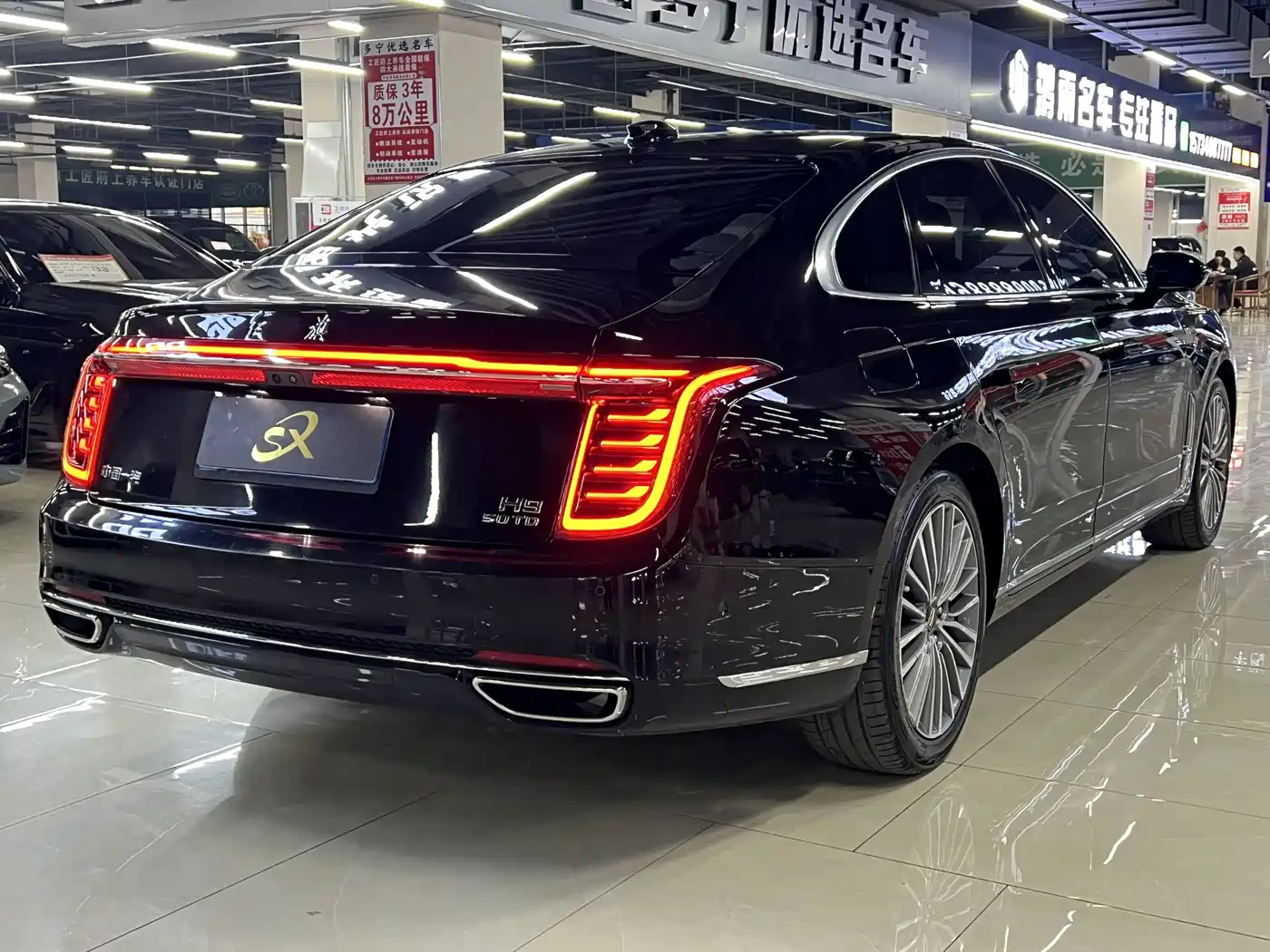 Hongqi H9 2020 3.0T Smart Connection Qi Chang Edition фото 6