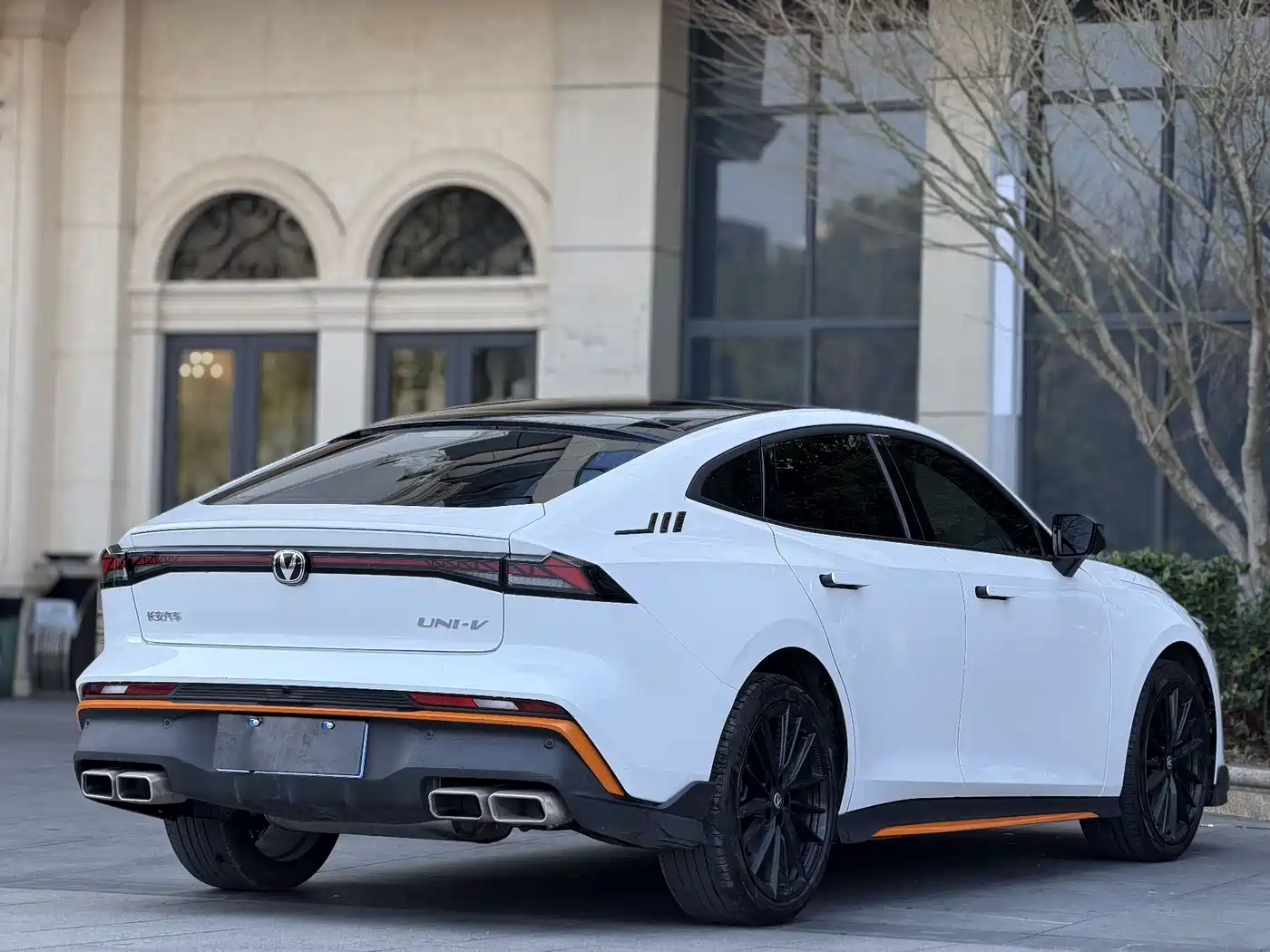 CHANGAN UNI-V