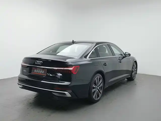 Audi A6L 2023 55 TFSI quattro Premium Dynamic — фото 2