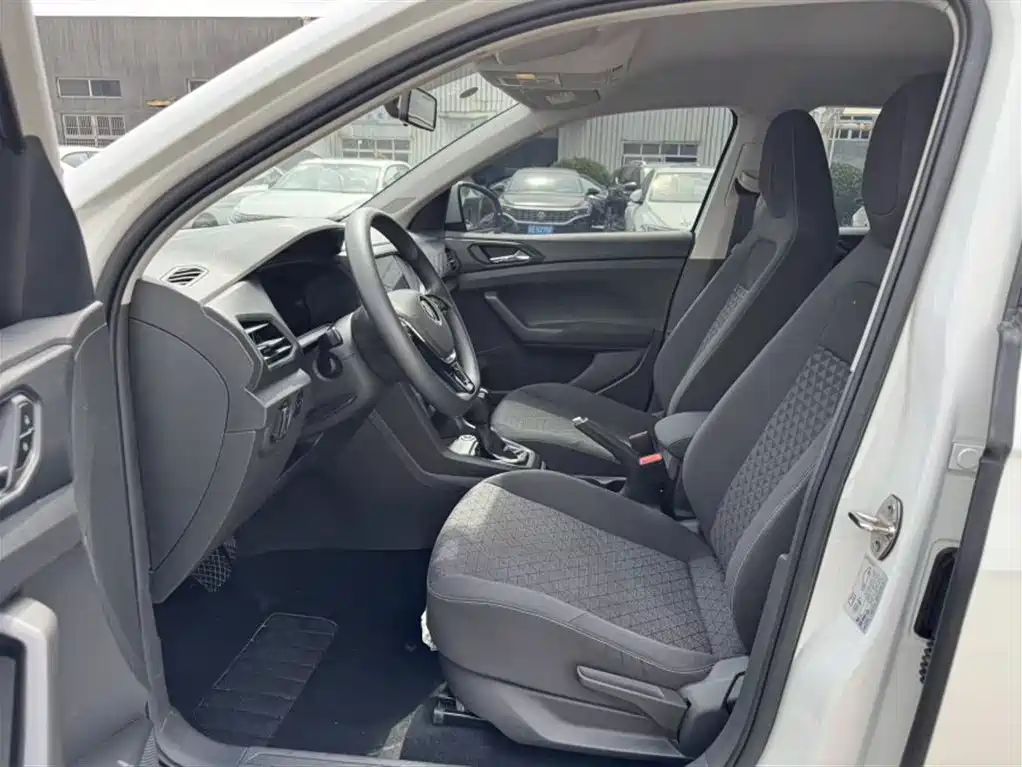 VOLKSWAGEN TU KAI