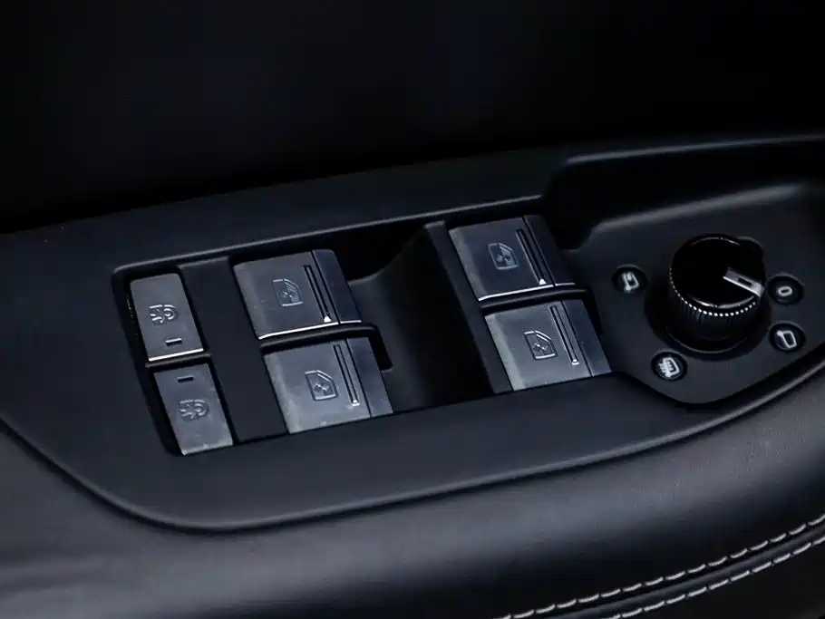 Audi A6L 2024 55 TFSI quattro Exclusive Dynamic фото 12