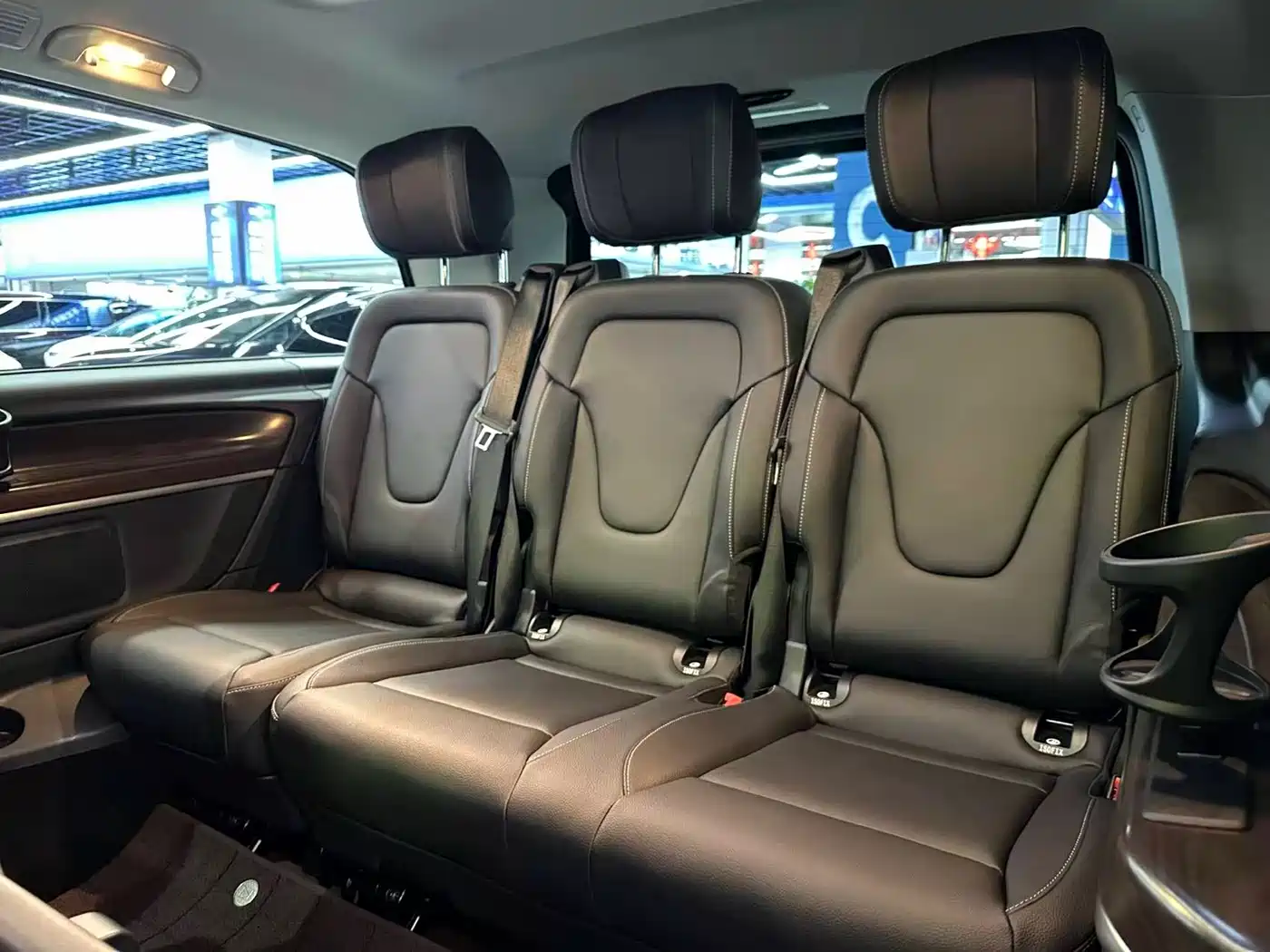 Mercedes-Benz V-Class 2021 V 260 Pilot Edition фото 10