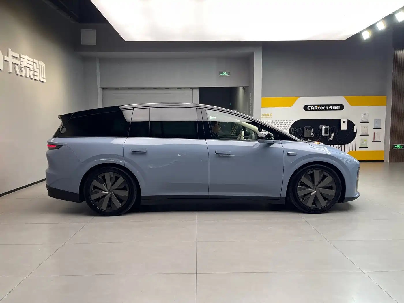 Li Auto Li i8 2025 Standard Edition фото 7