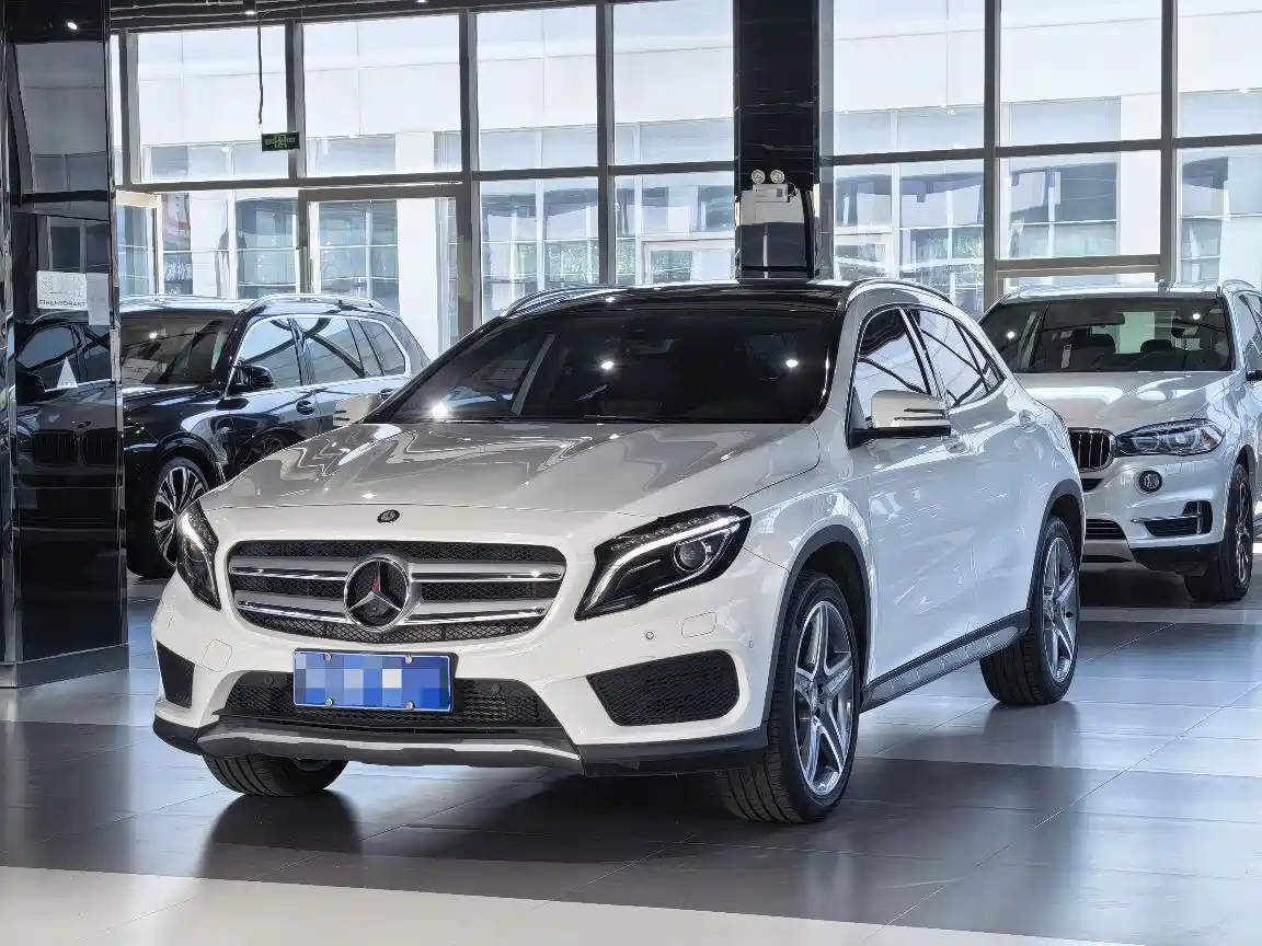 Mercedes-Benz GLA 2016 GLA 260 4MATIC Sport