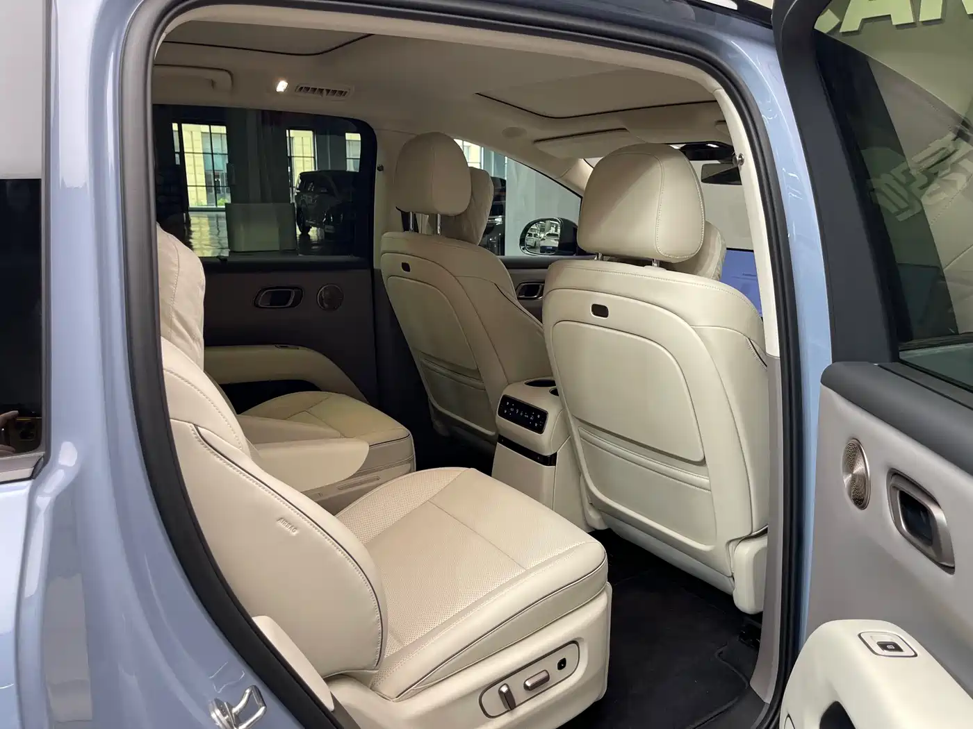 Li Auto Li i8 2025 Standard Edition фото 13