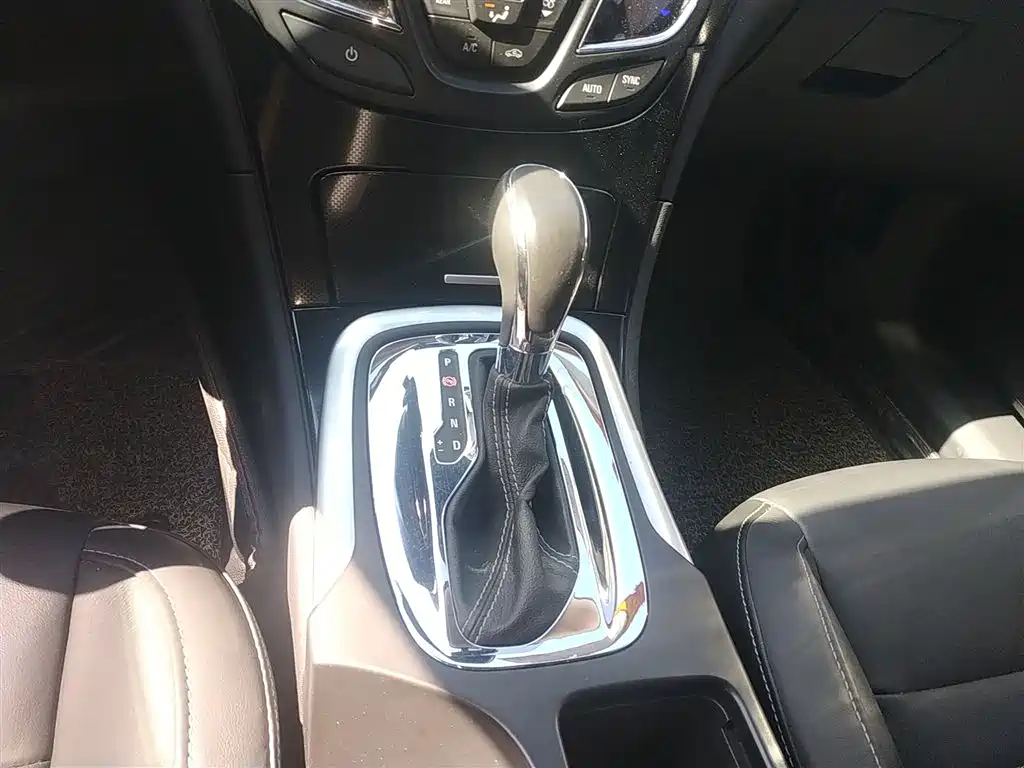 Buick Regal 2015 1.6T Fashion Tech Model фото 14
