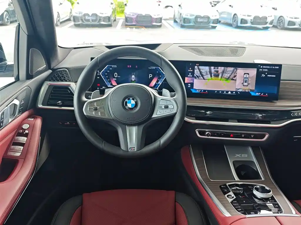 BMW X5 2025 Model xDrive 30Li Exclusive M Sport Blackout Package фото 11