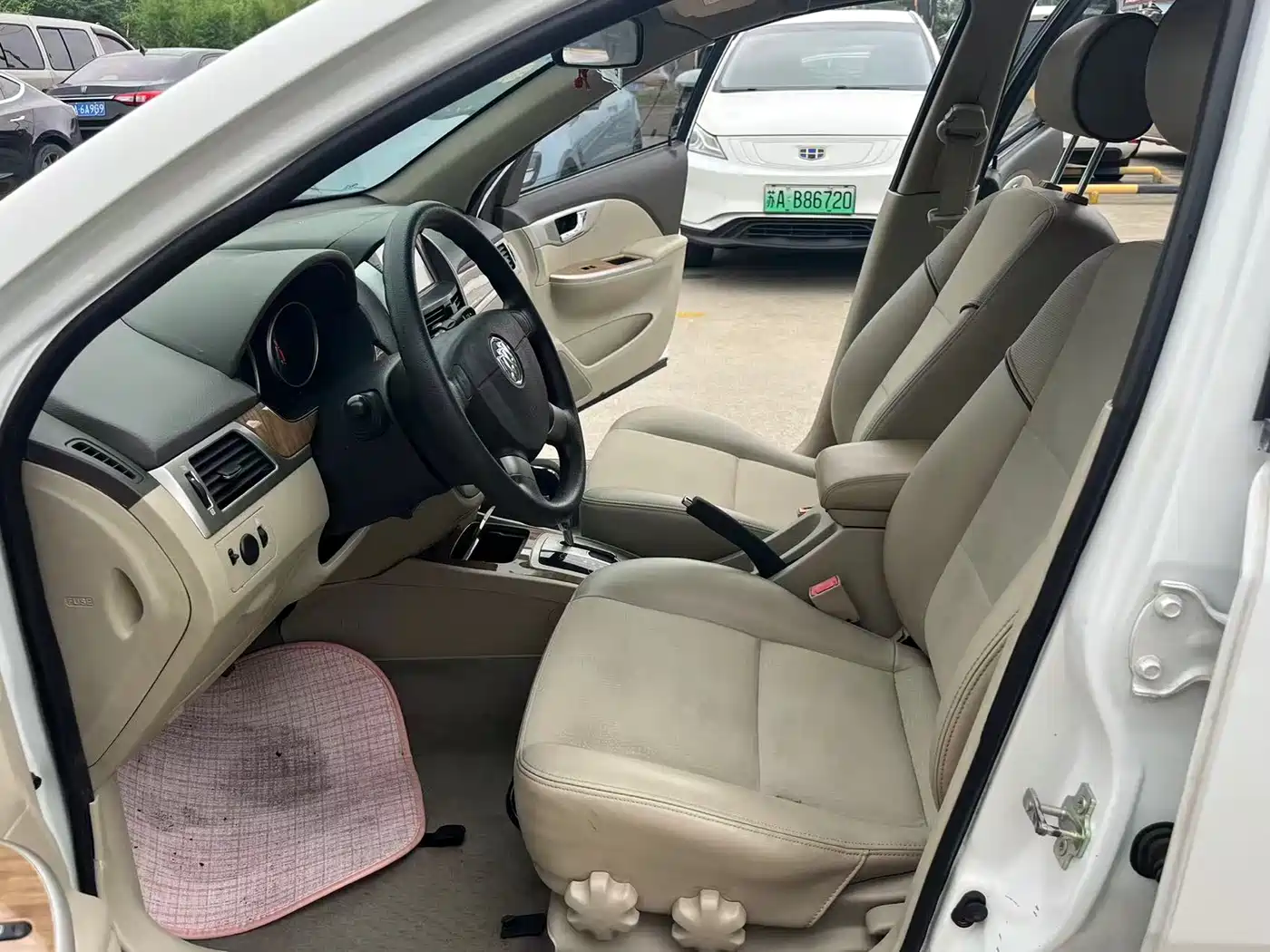 Buick Excelle 2015 1.5L Automatic Classic фото 4