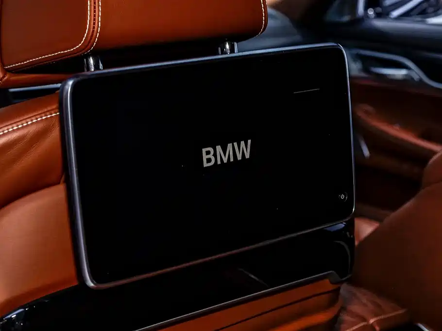 BMW 7 Series 2019 M760Li xDrive V12 Luxury Package фото 36