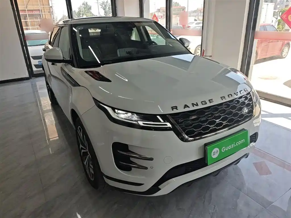 Land Rover Range Rover Evoque New Energy 2023 Range Rover Evoque L P300e Plug-in Hybrid Edition фото 4