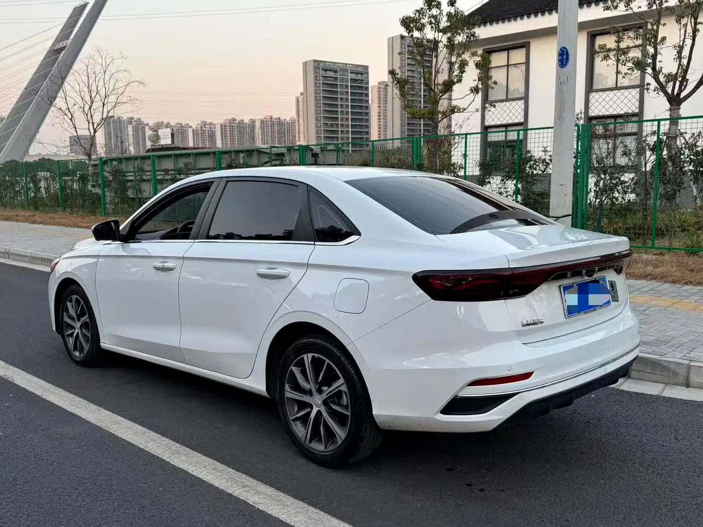 GEELY AUTOMOBILE EMGRAND