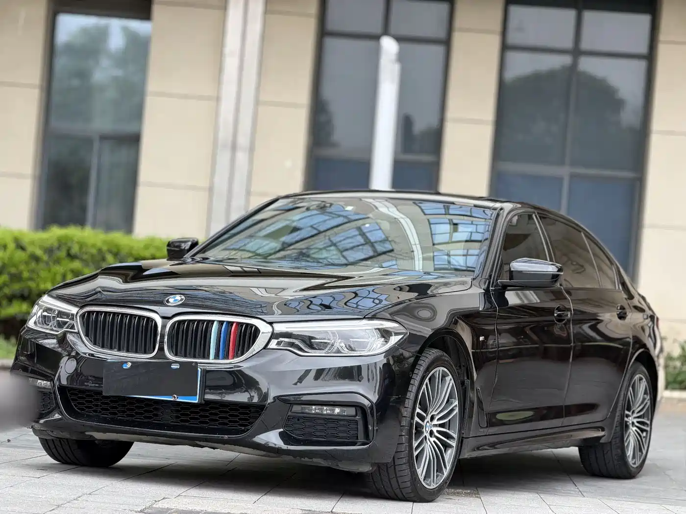 BMW 5 Series 2019 530Li xDrive M Sport Package
