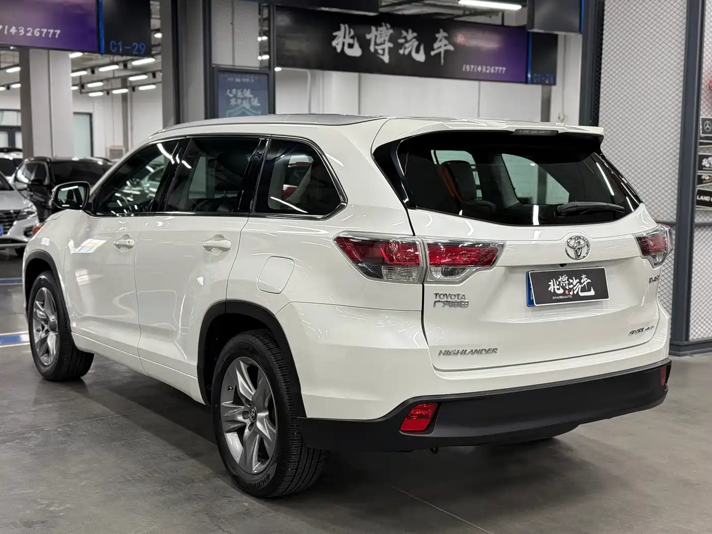 Toyota Highlander 2015 2.0T AWD Luxury Edition 7-seater фото 5