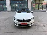 Photo 2 - Škoda Octavia