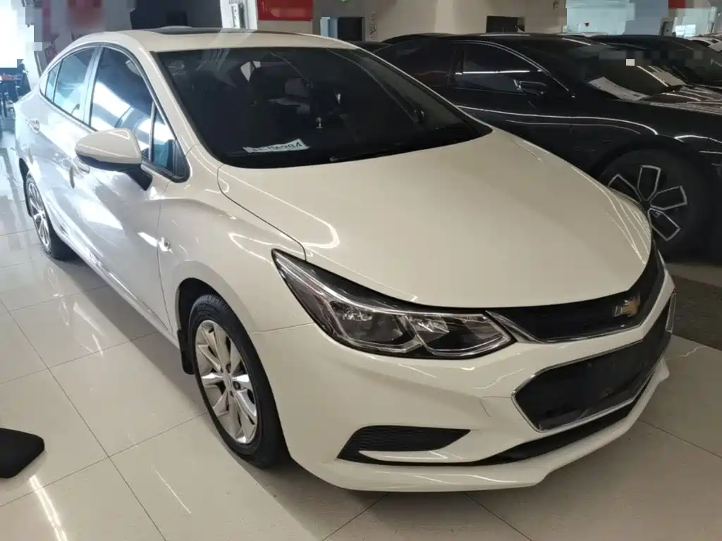 Chevrolet Cruze 2018 2018 320 Automatic Pioneer Sunroof Edition