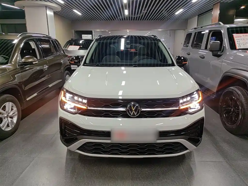 Volkswagen Tharu 2024 300TSI 2WD Moon Premium Edition фото 3