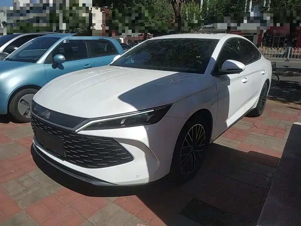 BYD Qin L 2024 DM-i 120KM Excellence Model