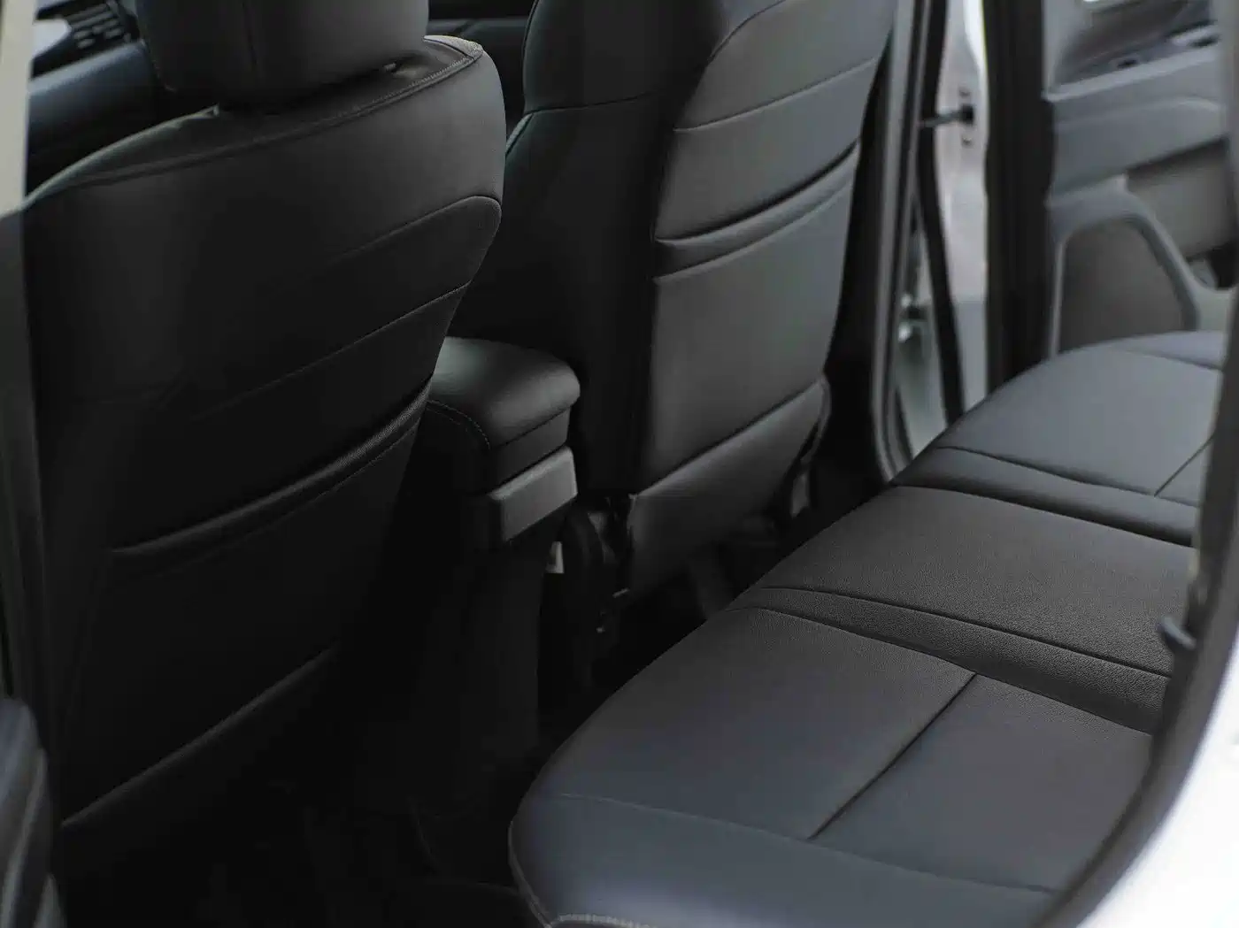 Mitsubishi Outlander 2021 Facelift 2.0L 2WD Comfort Edition 5-Seater фото 15