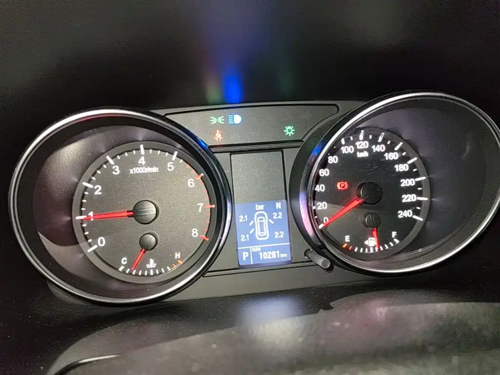 Haval M6 2021 PLUS 1.5T DCT Elite Smart Connect фото 12