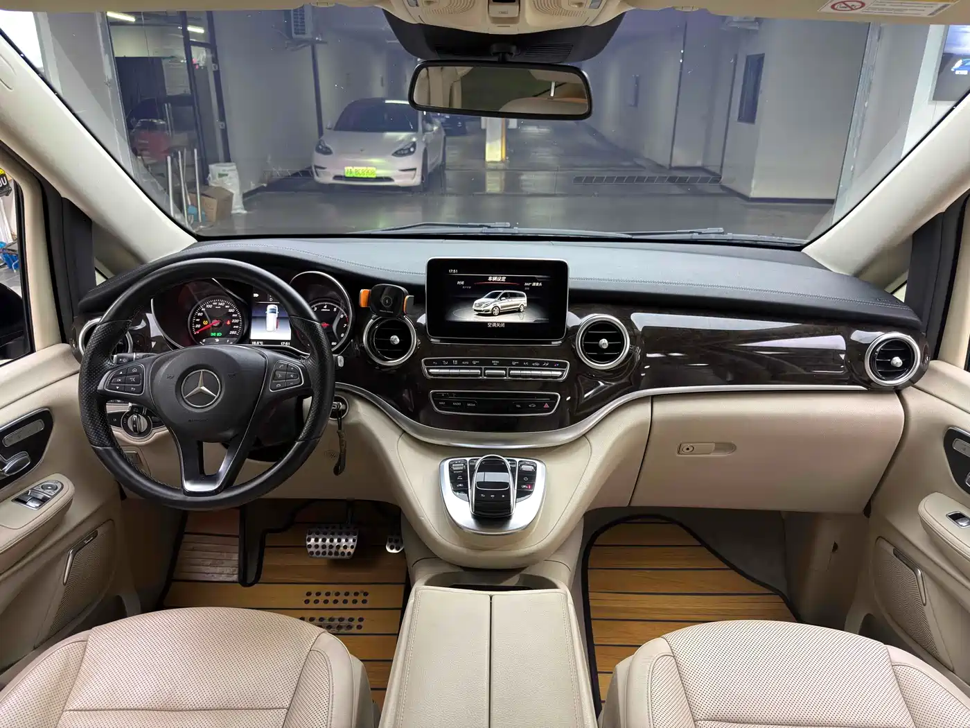 Mercedes-Benz V-Class 2018 V 260 Pilot Edition China V фото 16