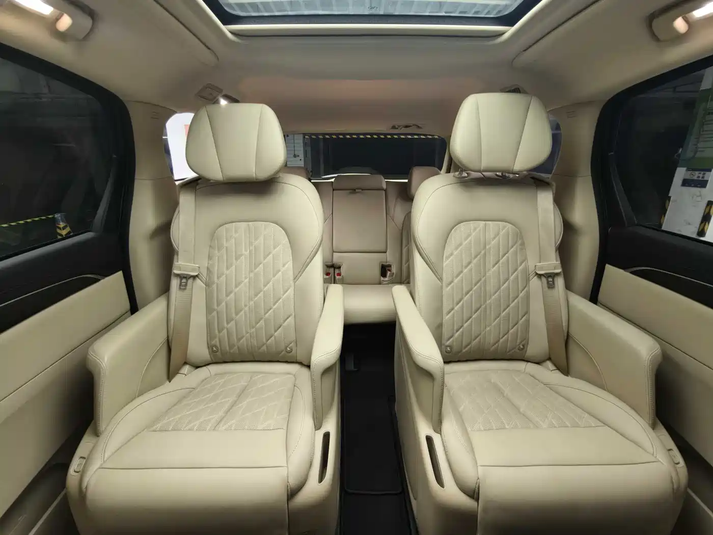 Buick GL8 2022 ES Landmark 653T Flagship фото 16
