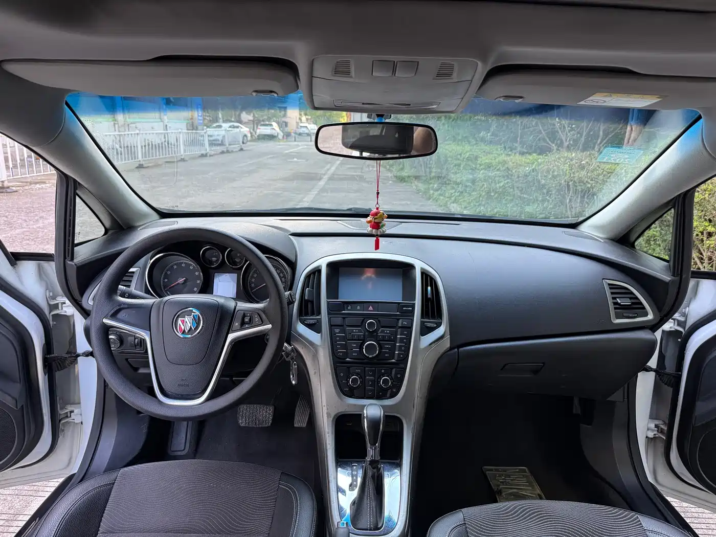 Buick Excelle 2014 XT 1.6L Automatic Fashion фото 13