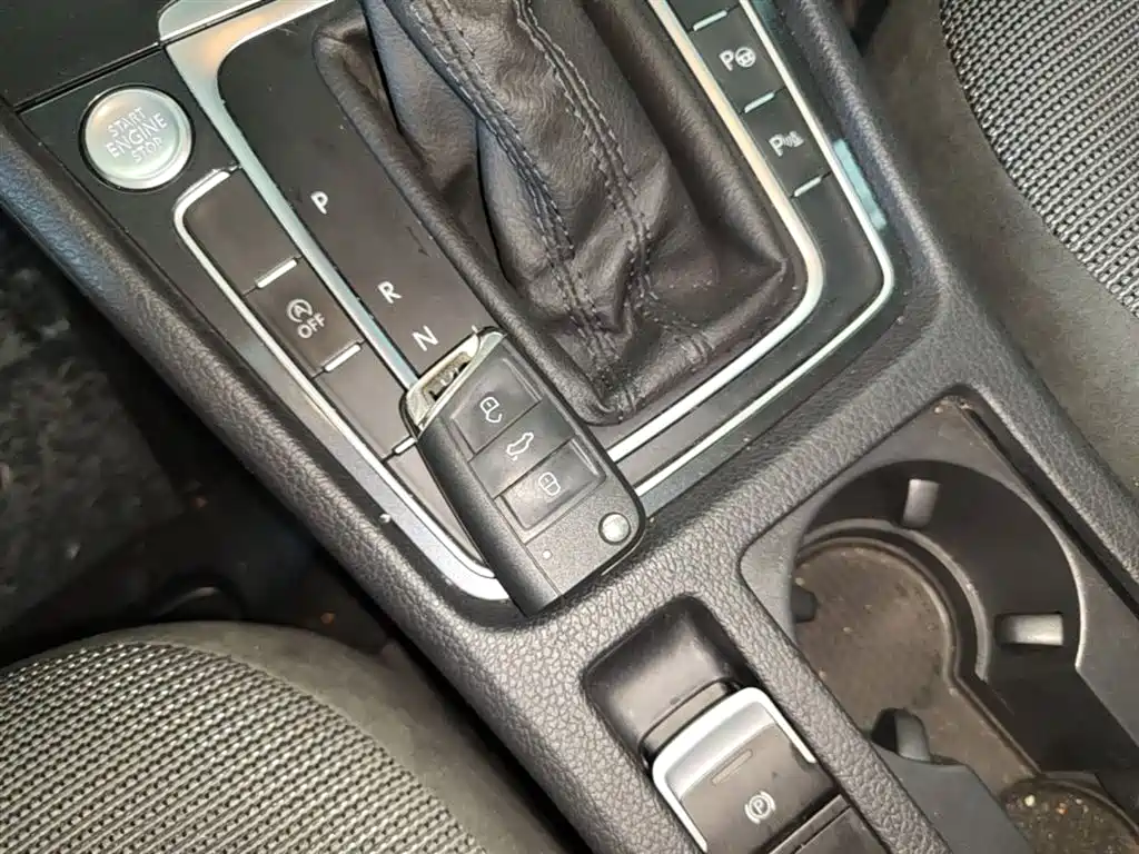 Volkswagen Golf 2020 Beloved Edition 280TSI DSG Comfort фото 9